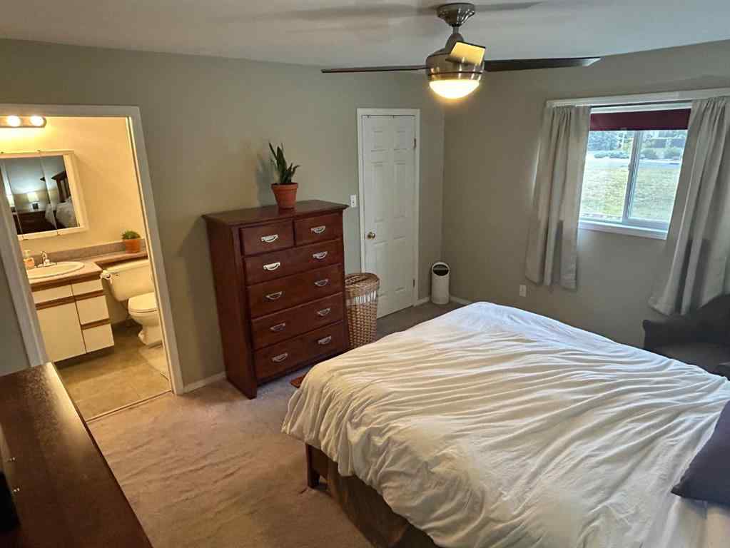 MLS® A2263742 - 192 Mt Rundle Road W in Mountain Heights Lethbridge, Residential