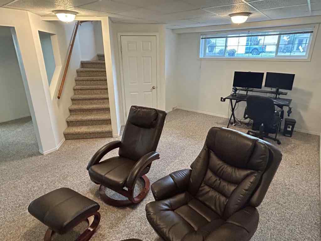 MLS® A2263742 - 192 Mt Rundle Road W in Mountain Heights Lethbridge, Residential