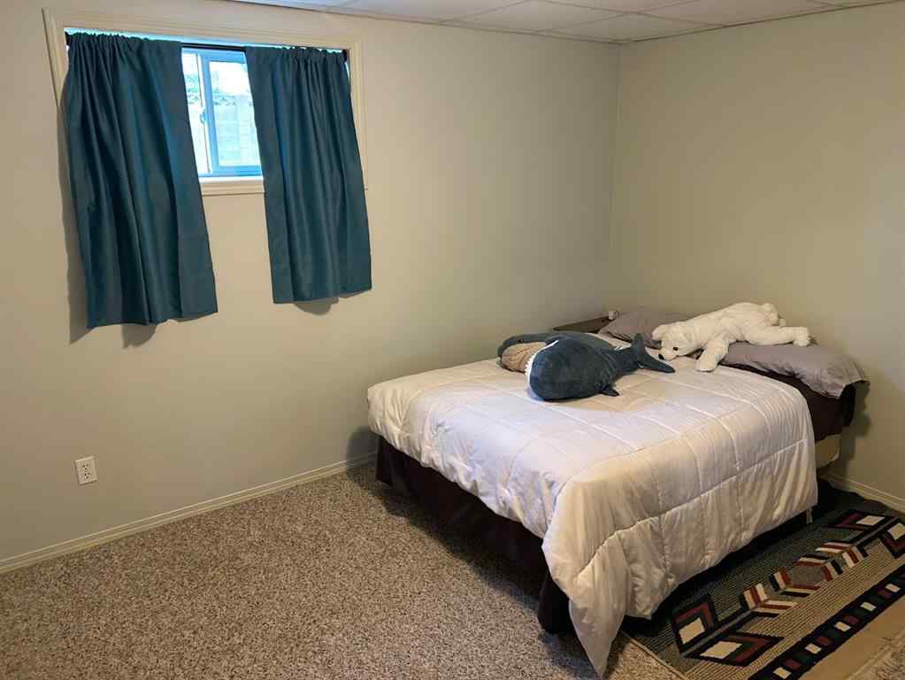 MLS® A2263742 - 192 Mt Rundle Road W in Mountain Heights Lethbridge, Residential