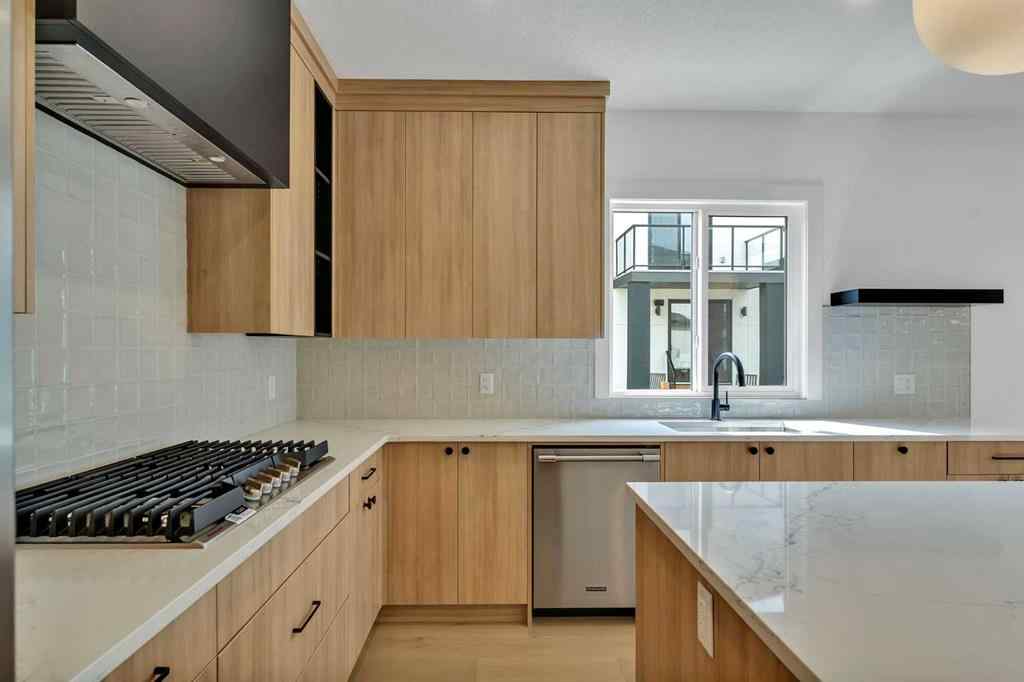 MLS® A2263743 - 4 North Bridges Glen  in NONE Langdon, Residential