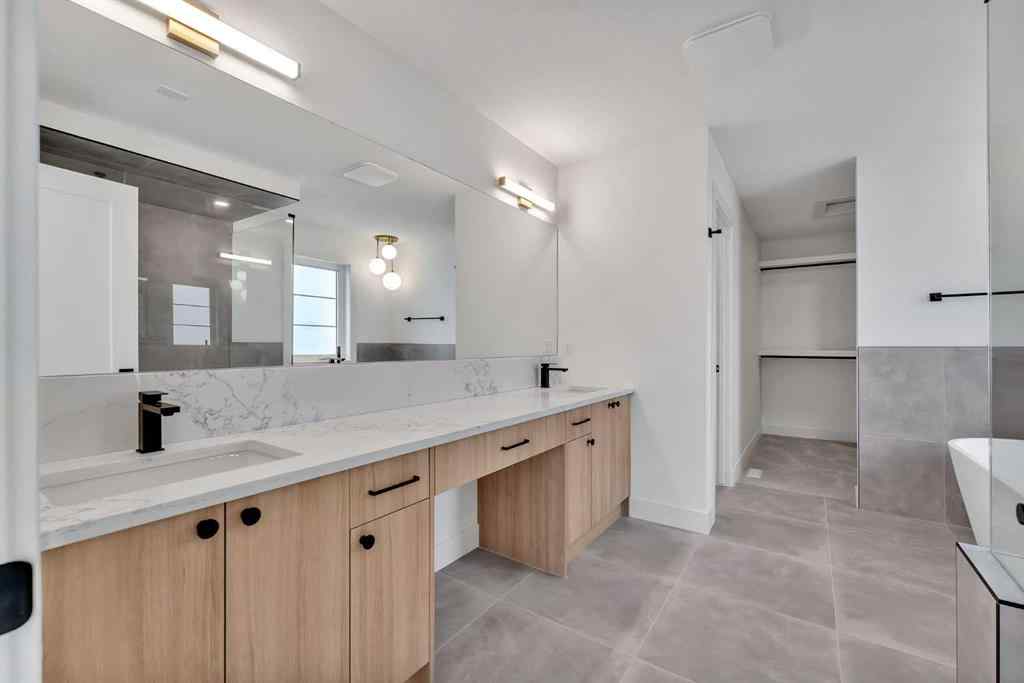 MLS® A2263743 - 4 North Bridges Glen  in NONE Langdon, Residential