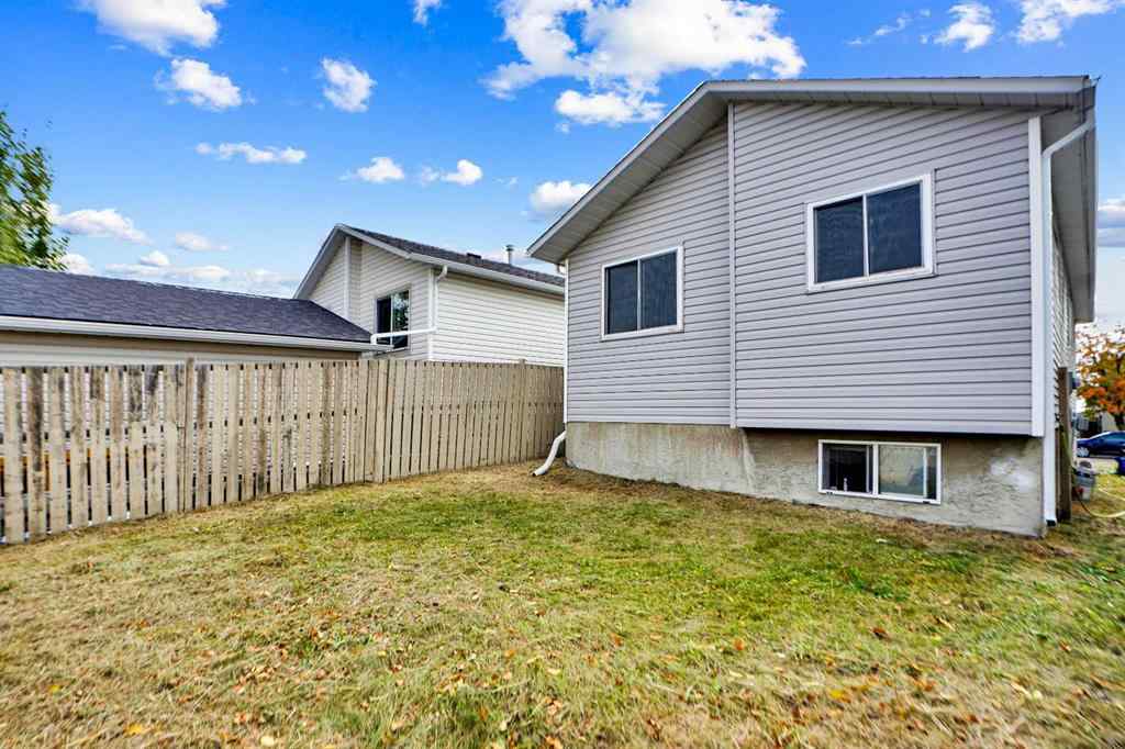 MLS® A2263748 - 6032 Martingrove Road  in Martindale Calgary, Residential