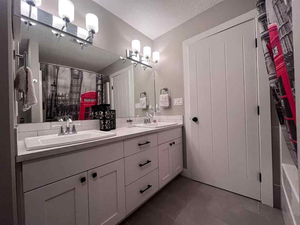 MLS® A2263750 - 10207 126 Avenue  in Northridge Grande Prairie, Residential