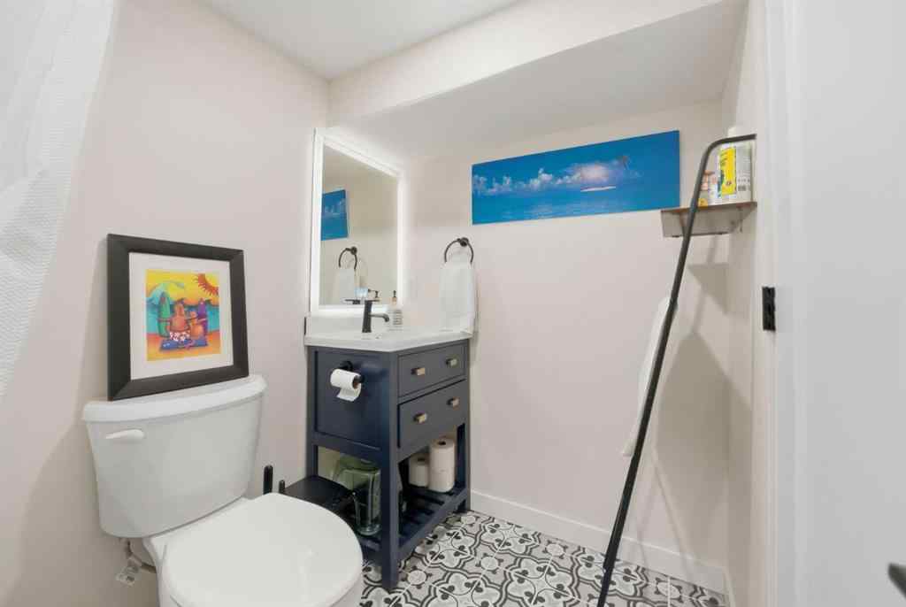 MLS® A2263753 - 8131 33 Avenue NW in Bowness Calgary, Residential