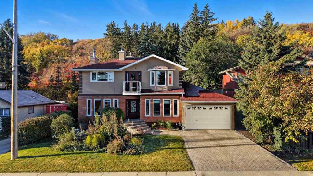 MLS® A2263753 - 8131 33 Avenue NW in Bowness Calgary, Residential