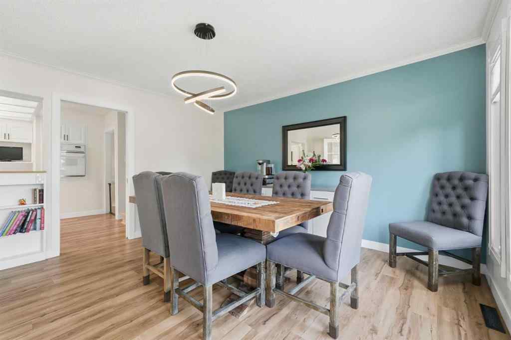 MLS® A2263753 - 8131 33 Avenue NW in Bowness Calgary, Residential