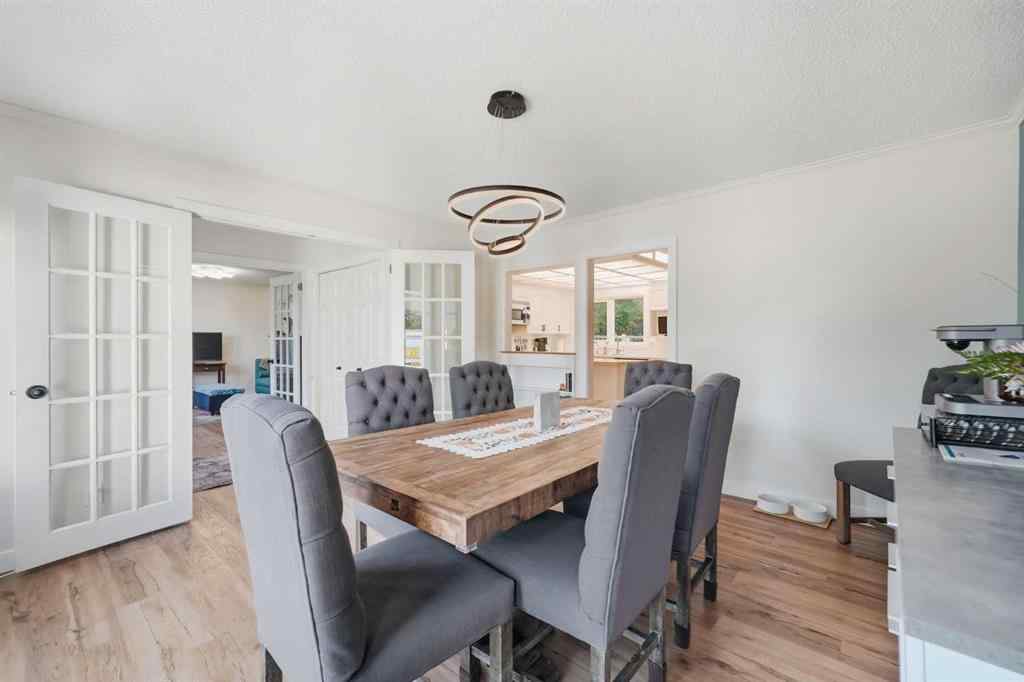 MLS® A2263753 - 8131 33 Avenue NW in Bowness Calgary, Residential