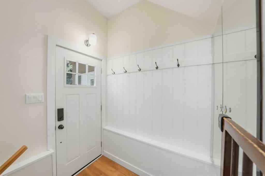 MLS® A2263753 - 8131 33 Avenue NW in Bowness Calgary, Residential