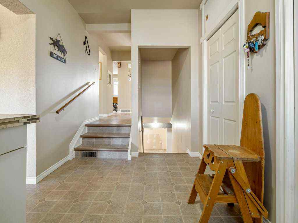 MLS® A2263754 - 101012 Range Road 234   in NONE Rural Lethbridge County, Residential