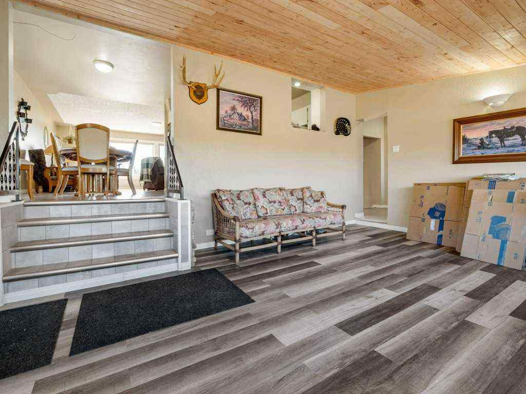 MLS® A2263754 - 101012 Range Road 234   in NONE Rural Lethbridge County, Residential