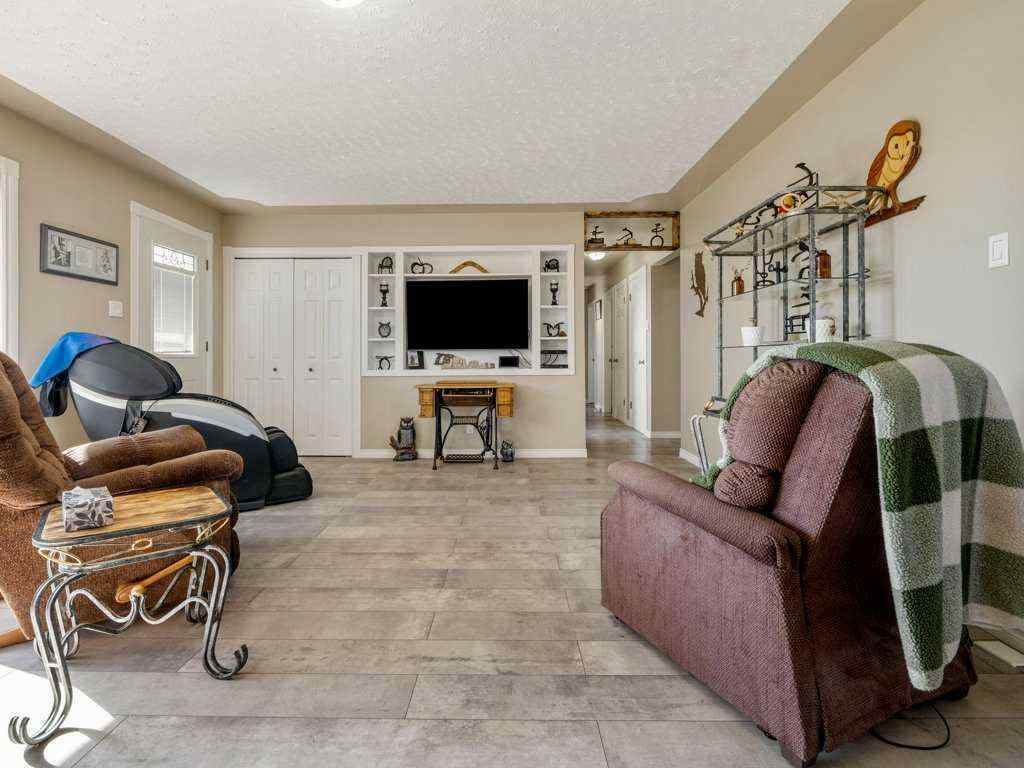 MLS® A2263754 - 101012 Range Road 234   in NONE Rural Lethbridge County, Residential