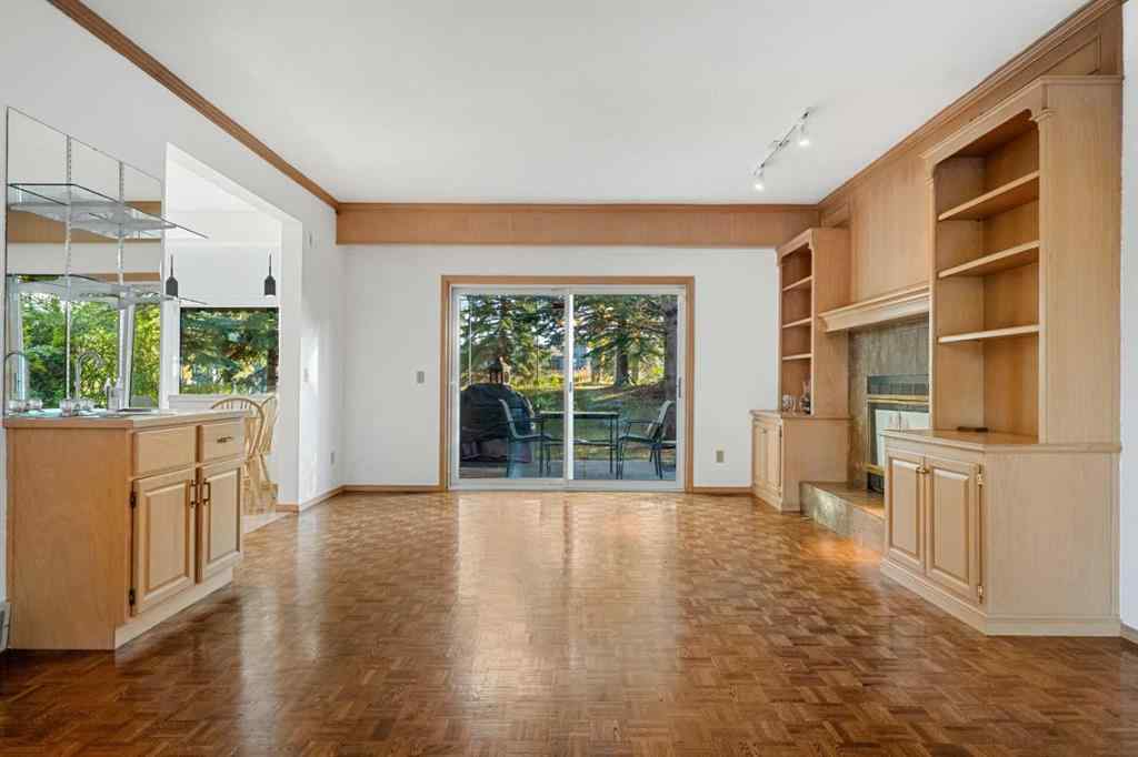 MLS® A2263758 - 907 Shawnee Drive SW in Shawnee Slopes Calgary, Residential