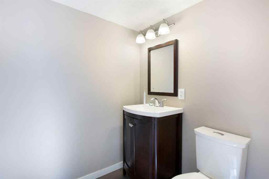 MLS® A2263759 - 209 Viewpointe Terrace  in Lakepointe Chestermere, Residential