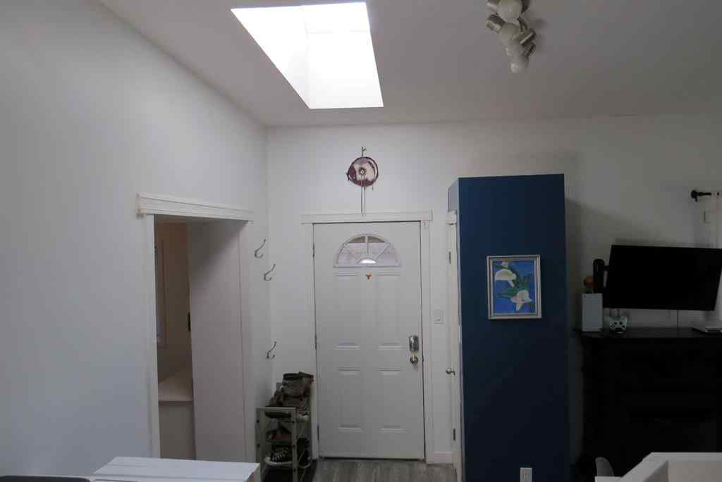 MLS® A2263766 - 80N 100E   in NONE Raymond, Residential