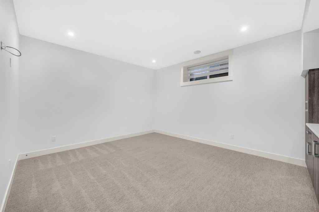 MLS® A2263777 - 127 Evansview Road NW in Evanston Calgary, Residential