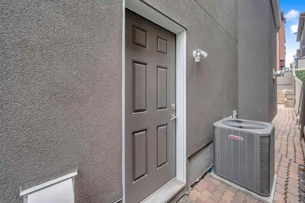 MLS® A2263777 - 127 Evansview Road NW in Evanston Calgary, Residential