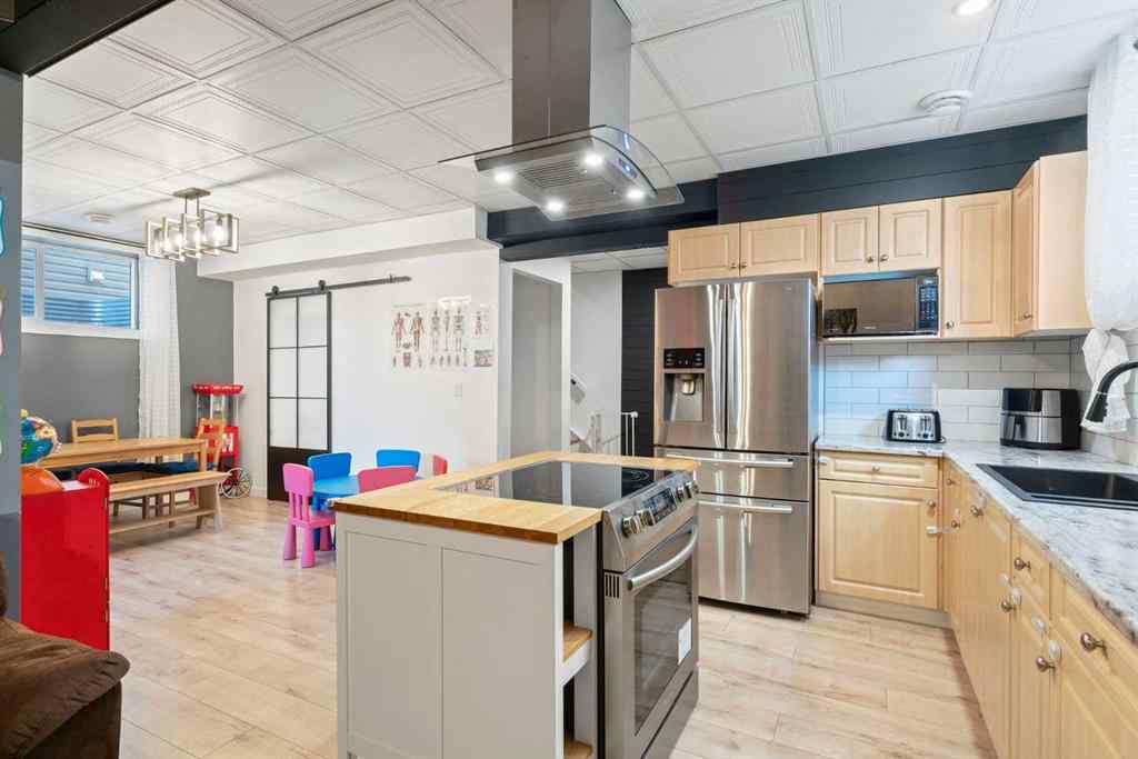 MLS® A2263778 - 818 Edgefield Street  in Edgefield Strathmore, Residential