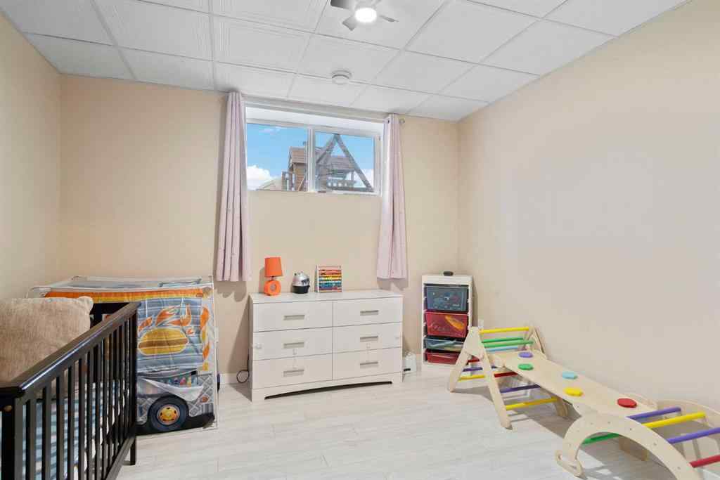 MLS® A2263778 - 818 Edgefield Street  in Edgefield Strathmore, Residential