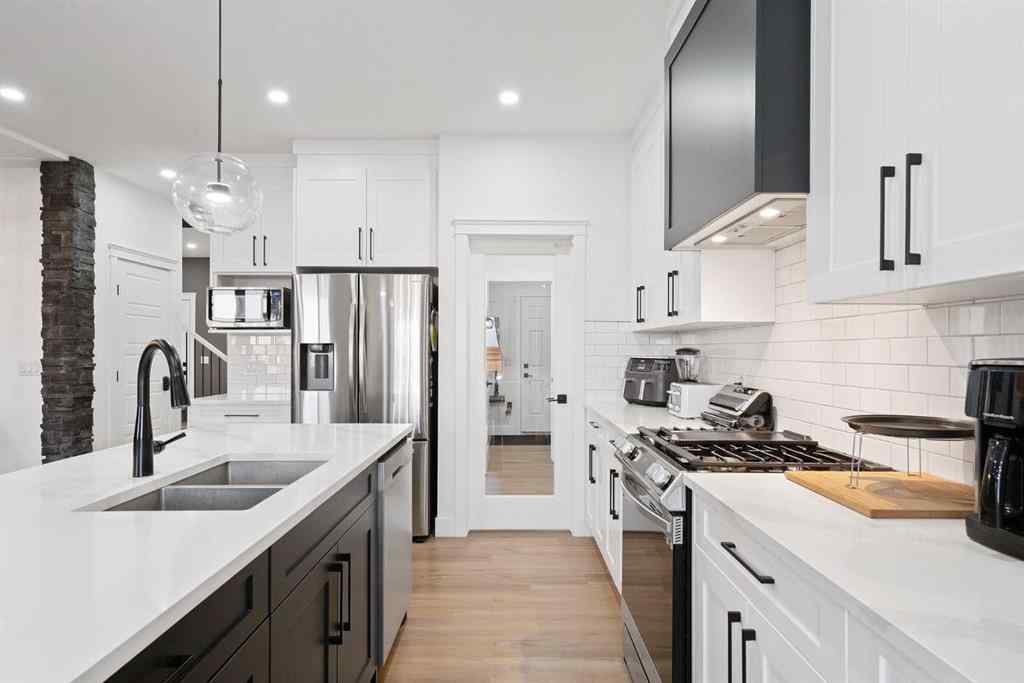 MLS® A2263778 - 818 Edgefield Street  in Edgefield Strathmore, Residential