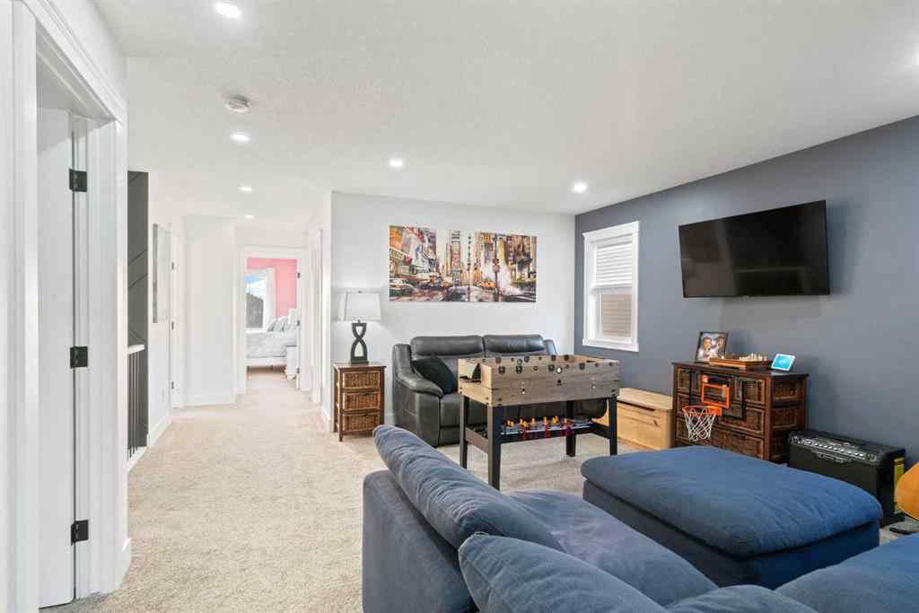 MLS® A2263778 - 818 Edgefield Street  in Edgefield Strathmore, Residential