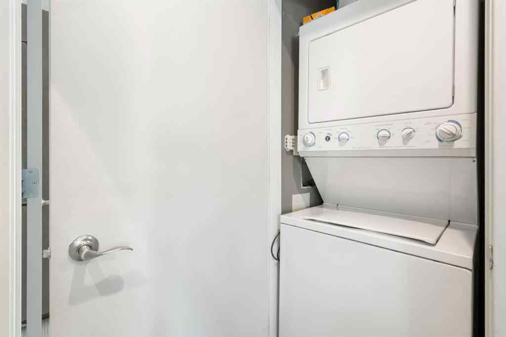 MLS® A2263780 - Unit #102 1407 Kensington Close NW in Hillhurst Calgary, Residential