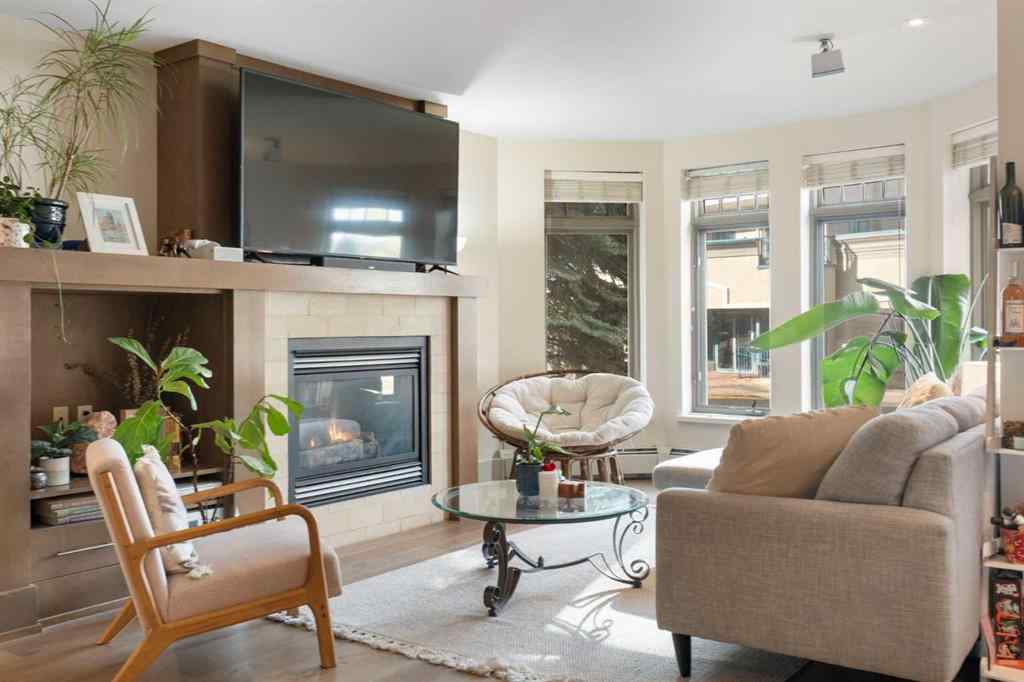 MLS® A2263780 - Unit #102 1407 Kensington Close NW in Hillhurst Calgary, Residential