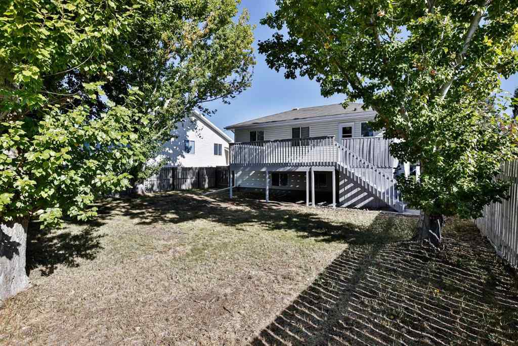 MLS® A2263787 - 30 MT Backus Crescent W in Mountain Heights Lethbridge, Residential