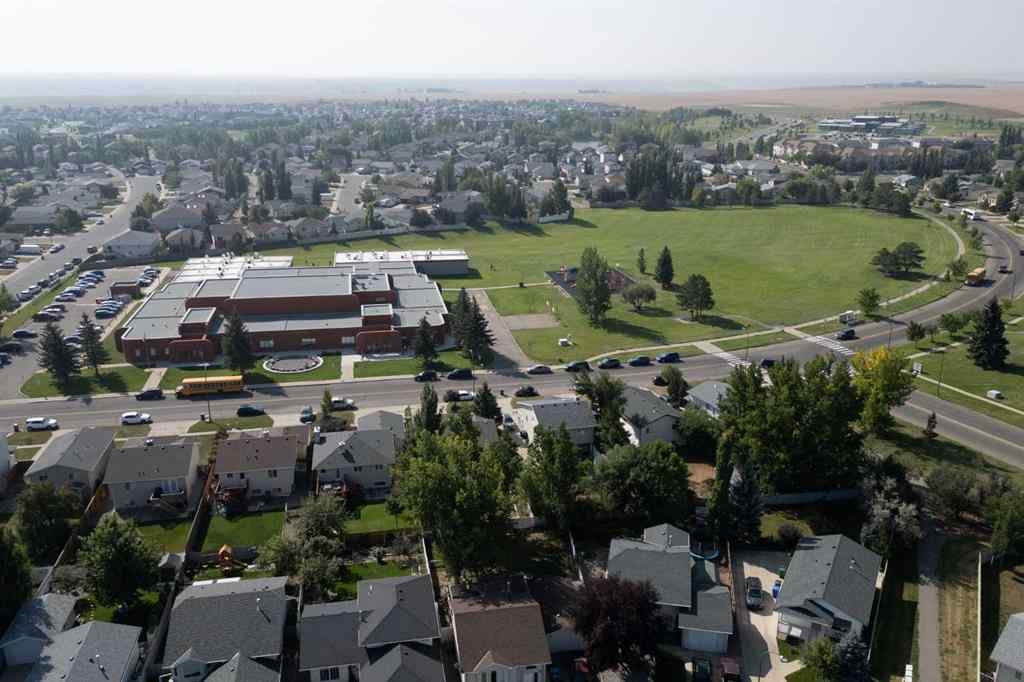 MLS® A2263787 - 30 MT Backus Crescent W in Mountain Heights Lethbridge, Residential