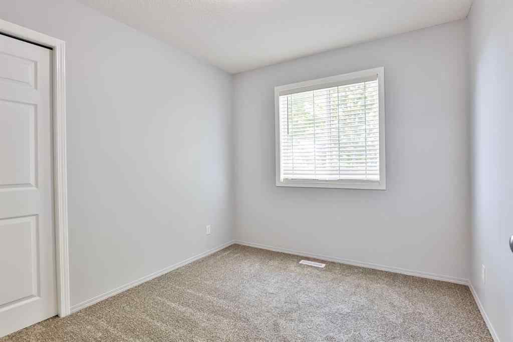 MLS® A2263787 - 30 MT Backus Crescent W in Mountain Heights Lethbridge, Residential