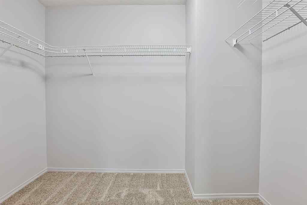 MLS® A2263787 - 30 MT Backus Crescent W in Mountain Heights Lethbridge, Residential