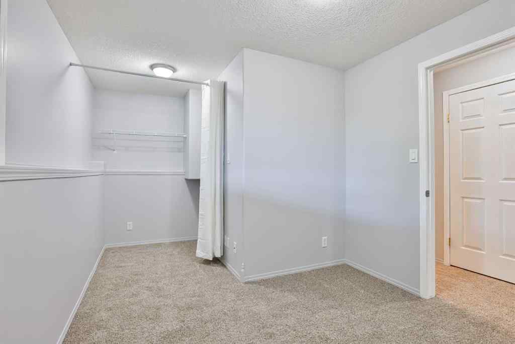 MLS® A2263787 - 30 MT Backus Crescent W in Mountain Heights Lethbridge, Residential