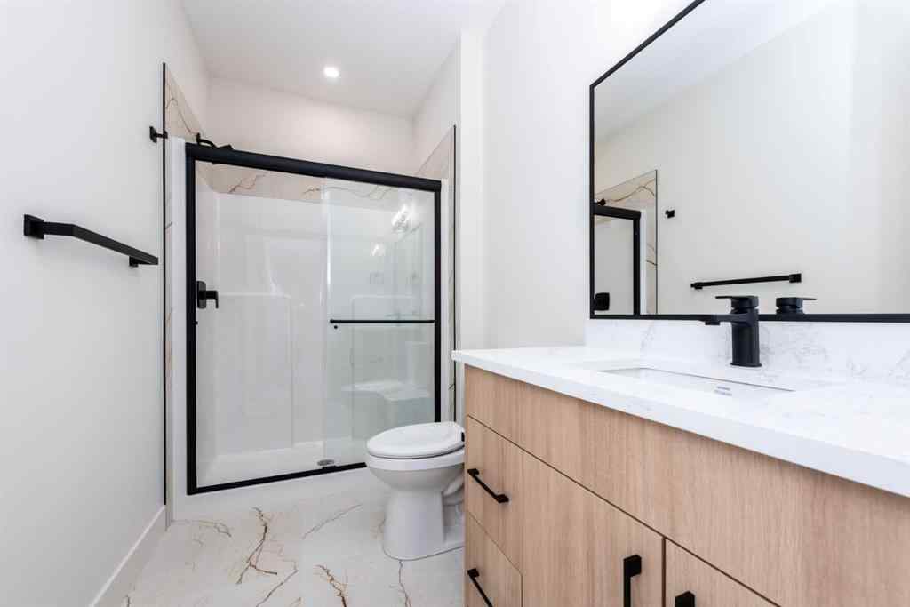 MLS® A2263792 - 77 Waterford Crescent  in Waterford Chestermere, Residential