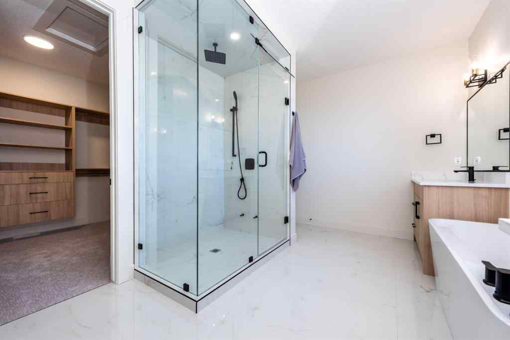 MLS® A2263792 - 77 Waterford Crescent  in Waterford Chestermere, Residential