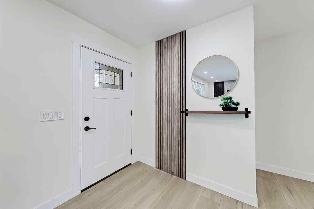 MLS® A2263796 - 5219 Valiant Drive NW in Varsity Calgary, Residential
