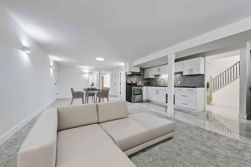 MLS® A2263796 - 5219 Valiant Drive NW in Varsity Calgary, Residential