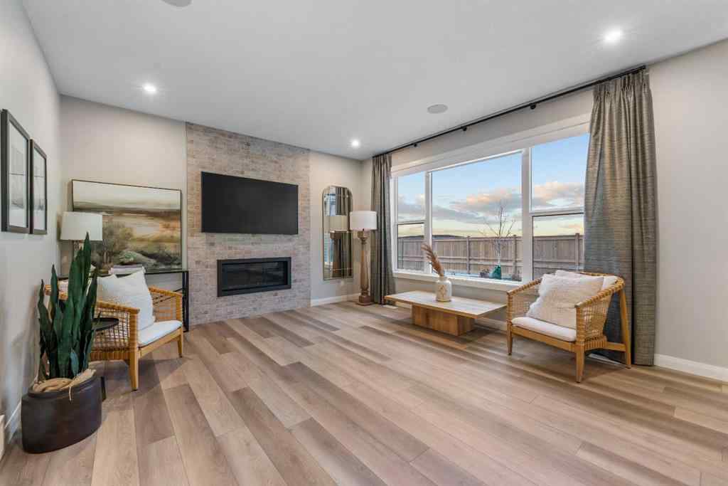 MLS® A2263800 - 207 Brander Avenue  in NONE Langdon, Residential