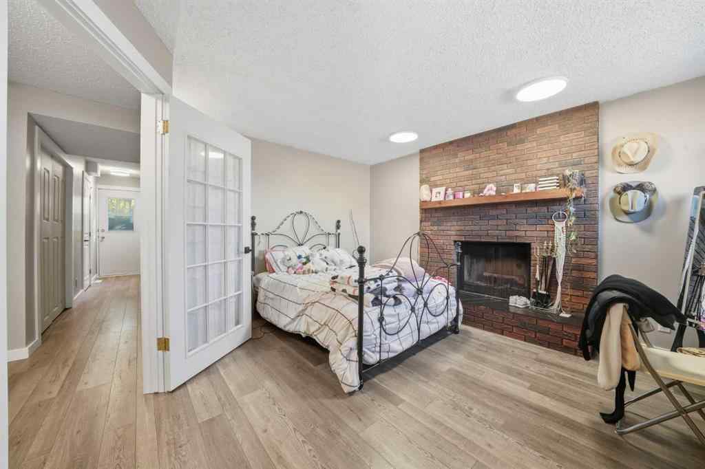 MLS® A2263803 - 21 Cunningham Crescent  in Clearview Meadows Red Deer, Residential