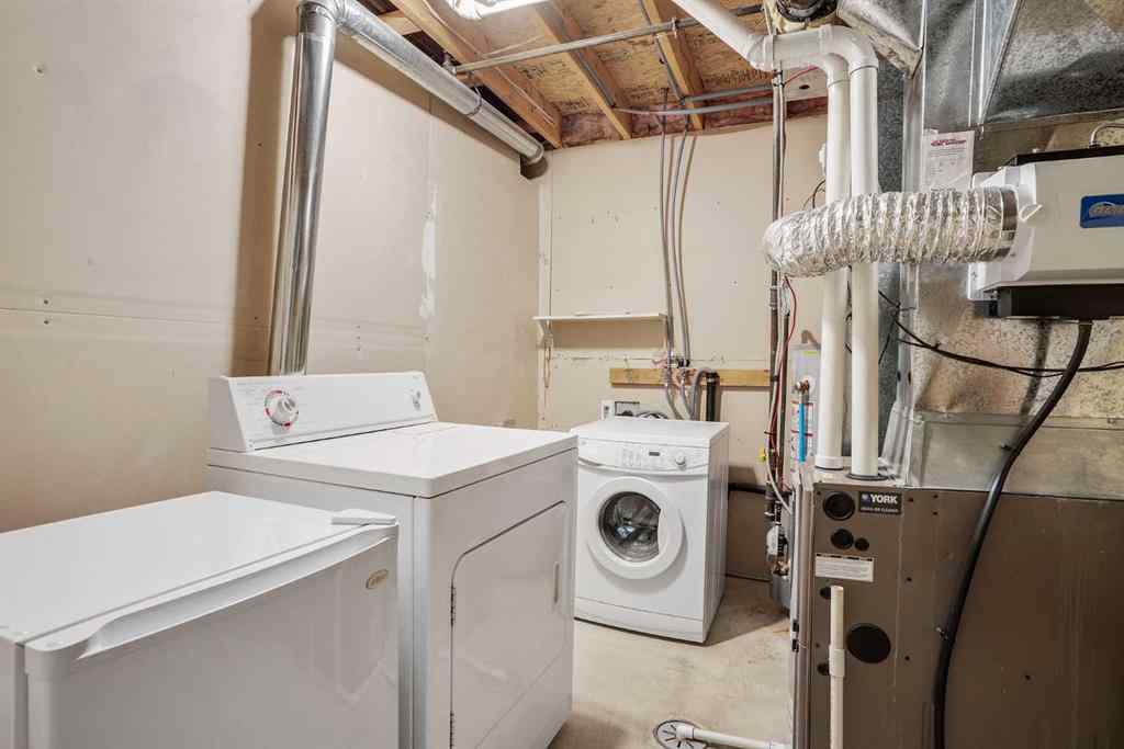 MLS® A2263822 - 185 Mt Douglas Manor SE in McKenzie Lake Calgary, Residential