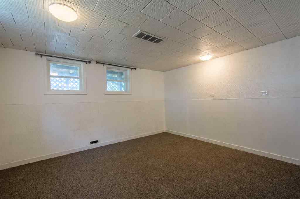 MLS® A2263825 - 5015 51 Street  in Rocky Mtn House Rocky Mountain House, Residential