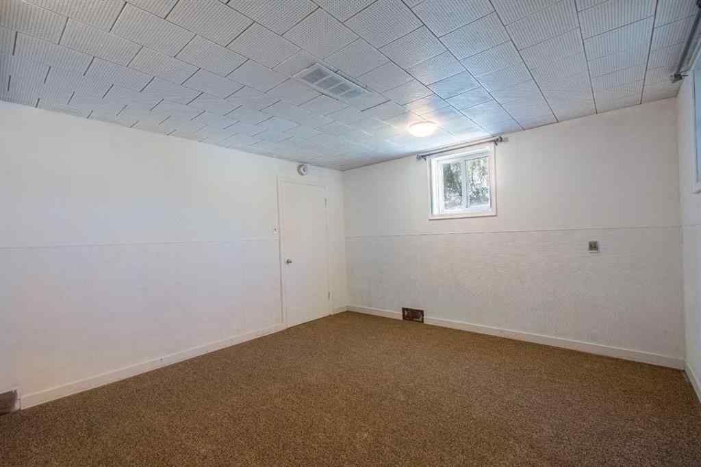 MLS® A2263825 - 5015 51 Street  in Rocky Mtn House Rocky Mountain House, Residential