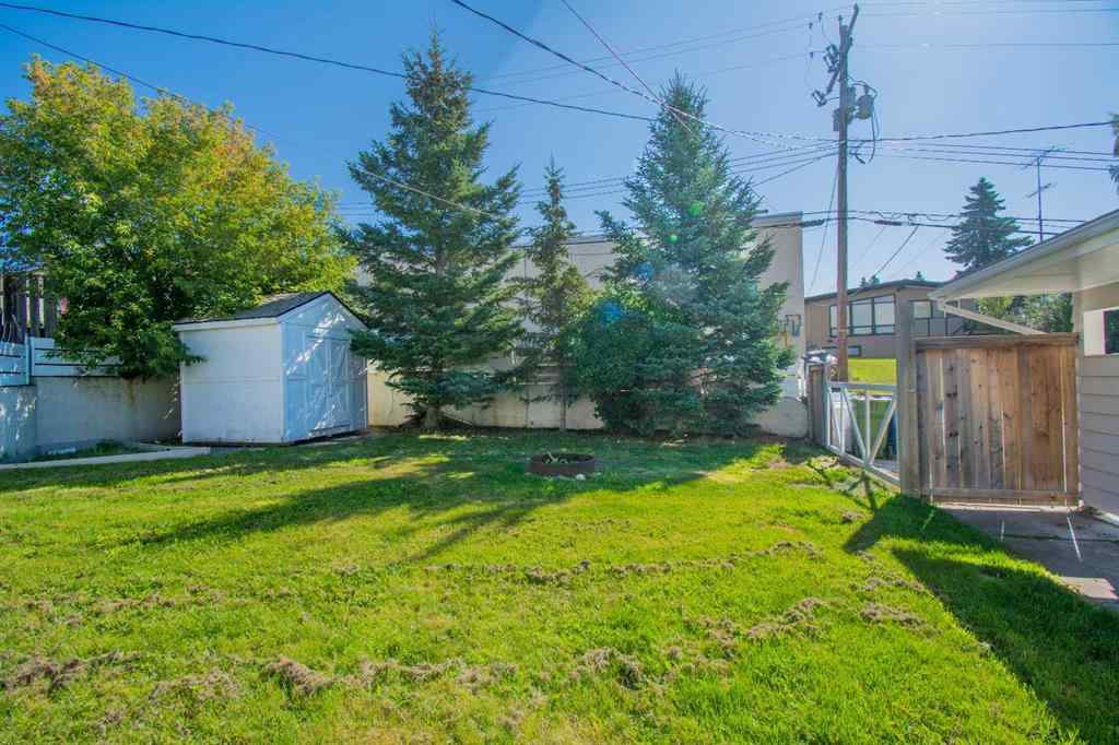 MLS® A2263825 - 5015 51 Street  in Rocky Mtn House Rocky Mountain House, Residential
