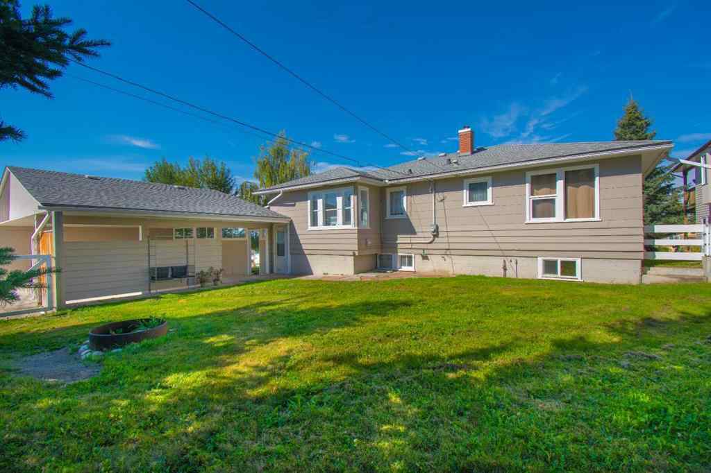 MLS® A2263825 - 5015 51 Street  in Rocky Mtn House Rocky Mountain House, Residential