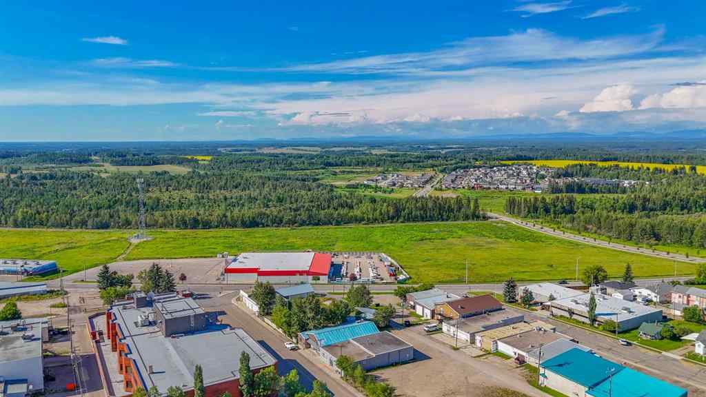 MLS® A2263825 - 5015 51 Street  in Rocky Mtn House Rocky Mountain House, Residential