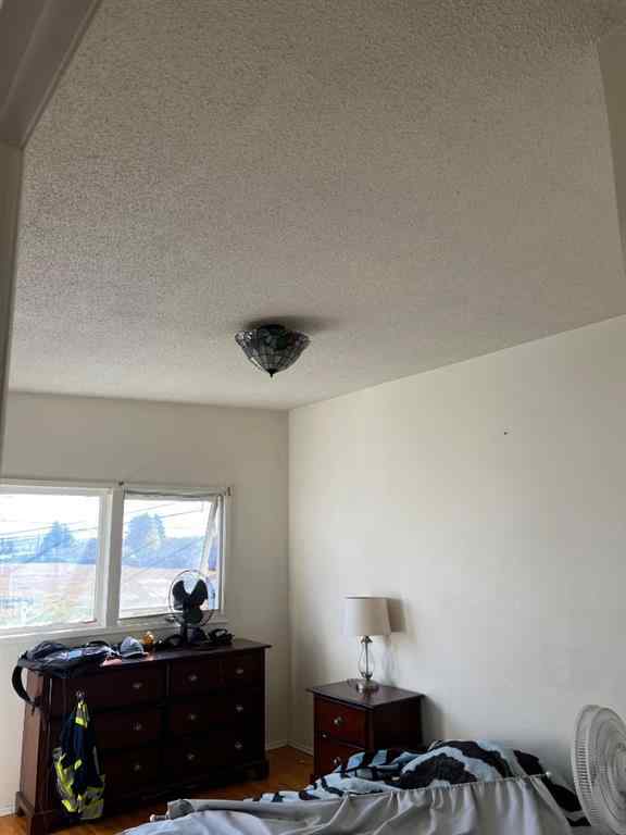 MLS® A2263828 - 5930&5932 Trollinger Street NE in Thorncliffe Calgary, Residential