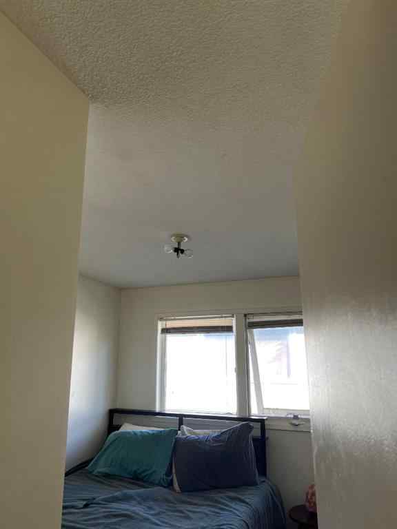 MLS® A2263828 - 5930&5932 Trollinger Street NE in Thorncliffe Calgary, Residential