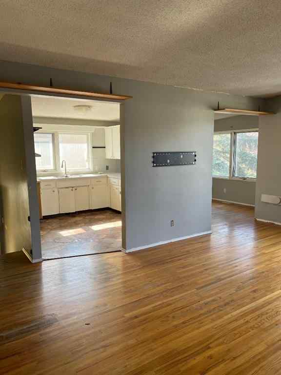 MLS® A2263828 - 5930&5932 Trollinger Street NE in Thorncliffe Calgary, Residential