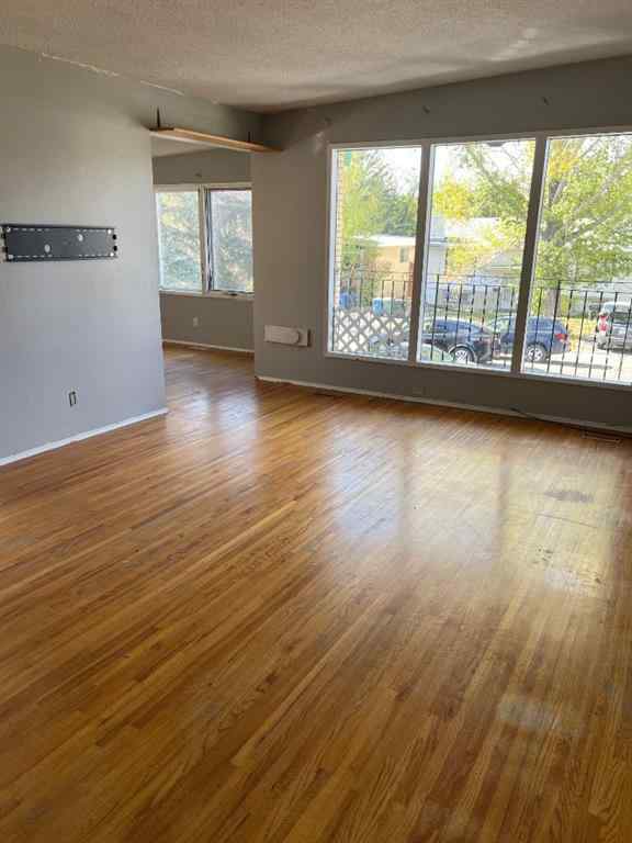 MLS® A2263828 - 5930&5932 Trollinger Street NE in Thorncliffe Calgary, Residential