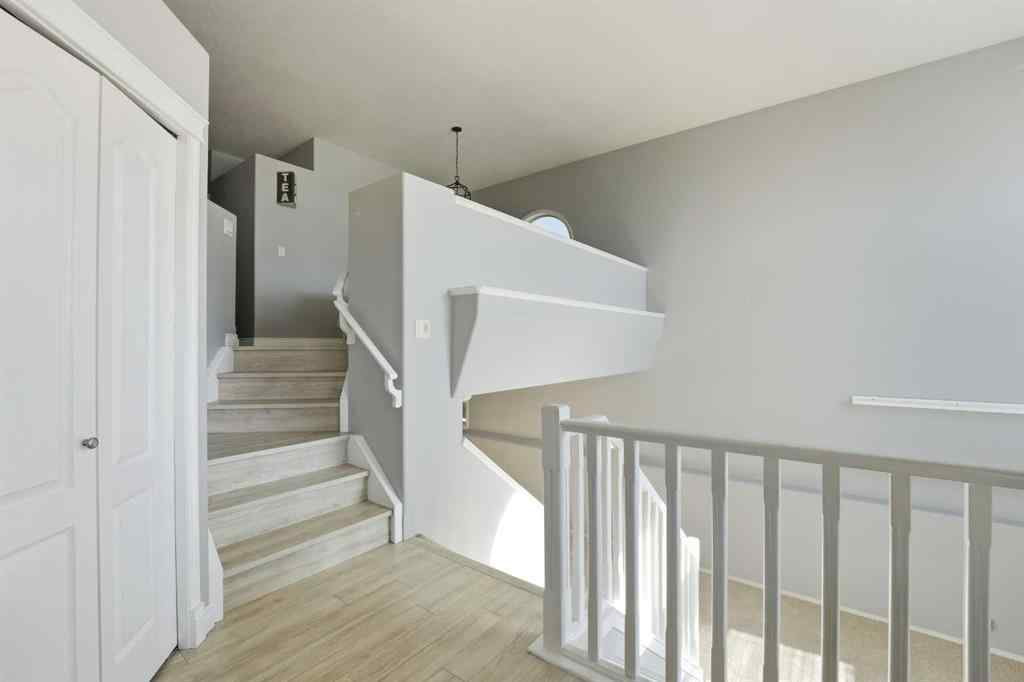 MLS® A2263829 - 39 Duval Crescent  in Davenport Red Deer, Residential