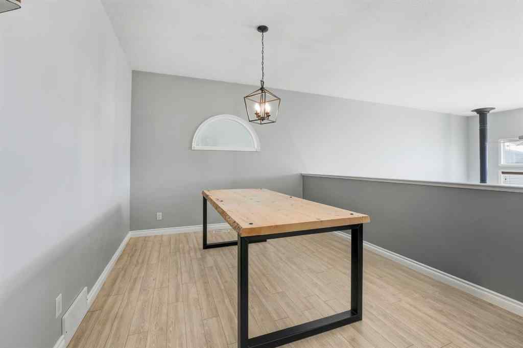 MLS® A2263829 - 39 Duval Crescent  in Davenport Red Deer, Residential