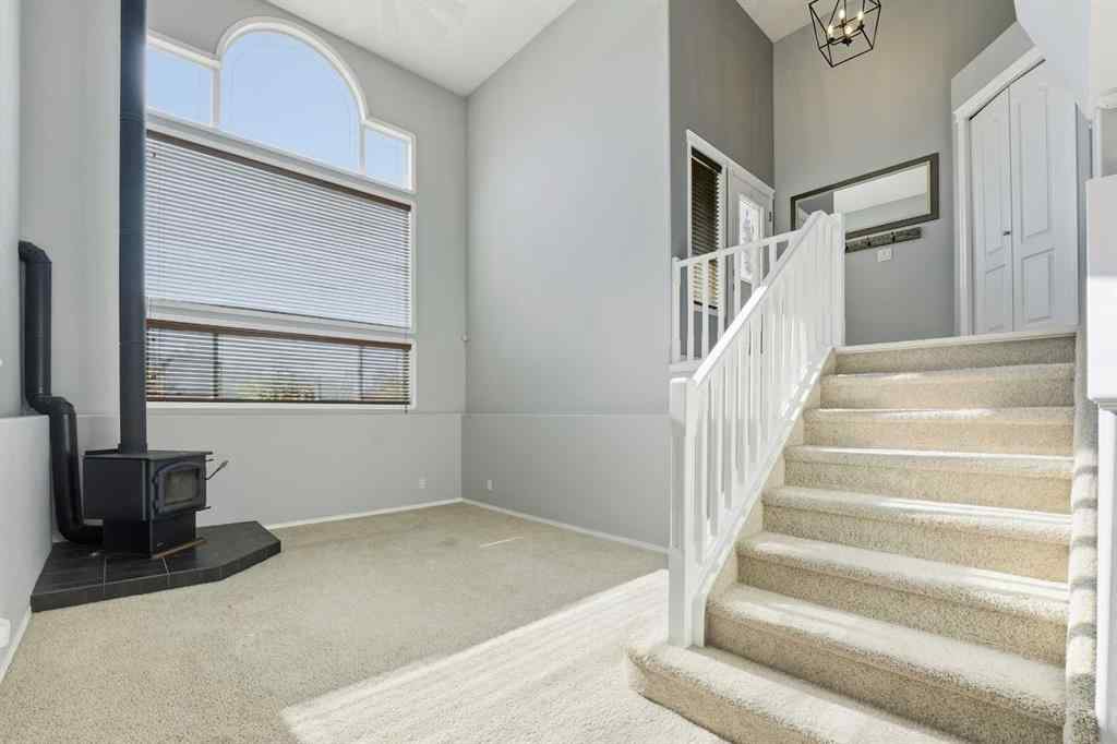 MLS® A2263829 - 39 Duval Crescent  in Davenport Red Deer, Residential